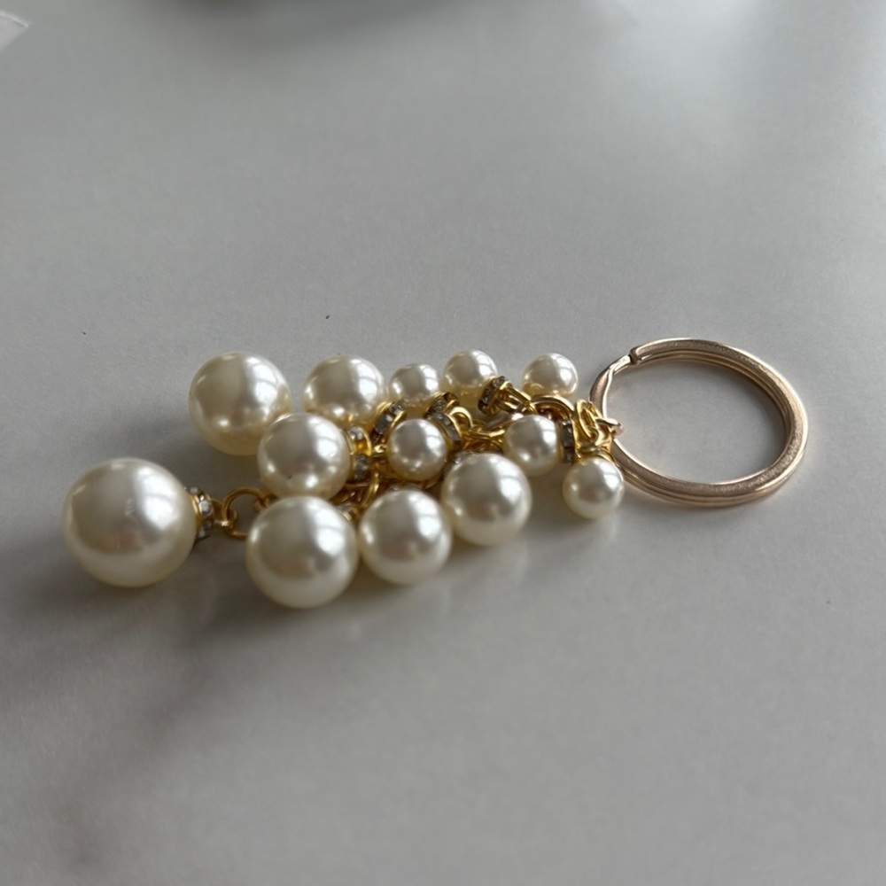 Cascading faux pearl gold keychain